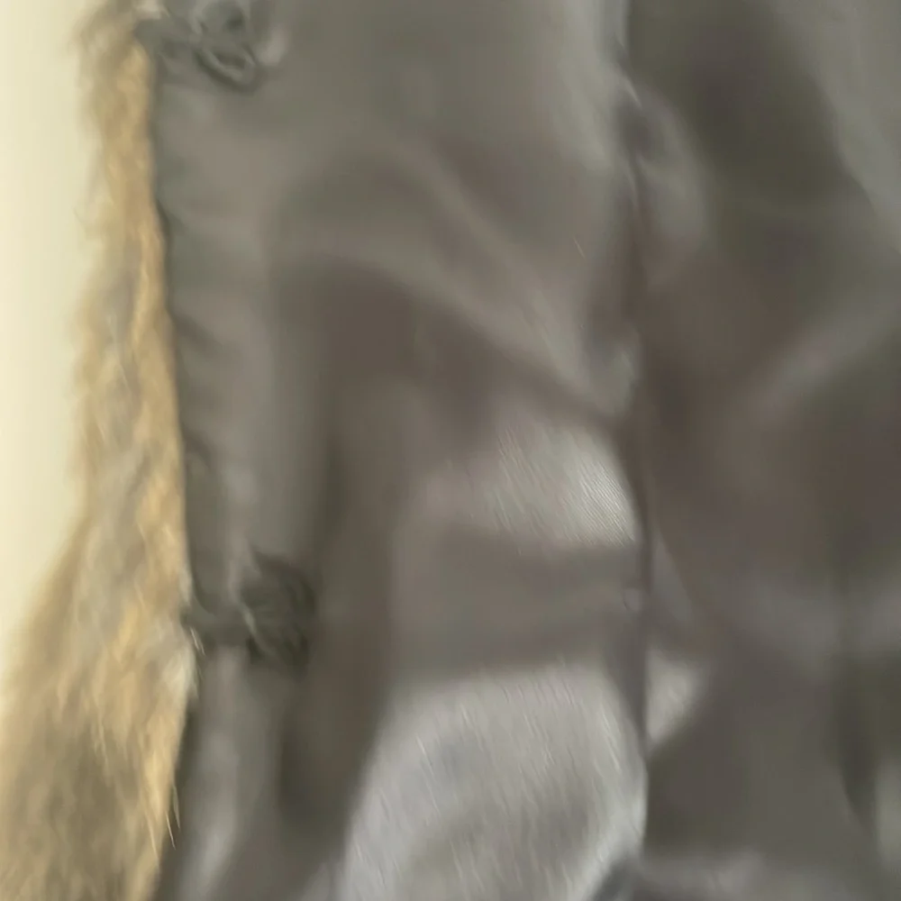 Apt9 Faux Fur Vest with Belt- two fasten hooks- size Small - Picture 6 of 9